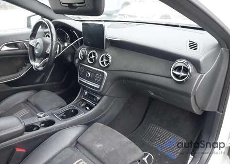 2018 Mercedes-Benz Gla 250 4Matic z USA, uszkodzony, nr VIN WDCTG4GB7JJ381634